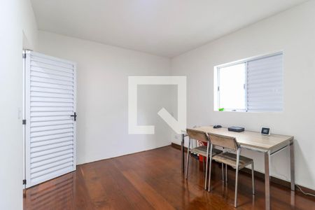 Sala 2 de casa para alugar com 8 quartos, 265m² em Chácara Santo Antônio (zona Sul), São Paulo