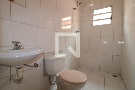 Banheiro de casa de condomínio para alugar com 1 quarto, 30m² em Quarta Parada, São Paulo