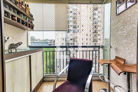 Varanda de apartamento à venda com 3 quartos, 66m² em Vila Praia, São Paulo
