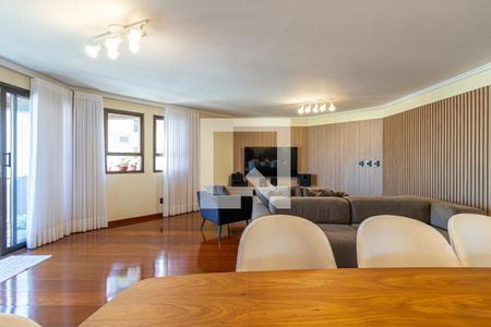 Apartamento para alugar com 200m², 5 quartos e 4 vagasSala
