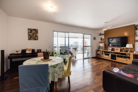 Sala de apartamento à venda com 4 quartos, 150m² em Pinheiros, São Paulo