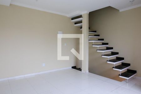 Sala e Cozinha de casa à venda com 2 quartos, 90m² em Vila Camilópolis, Santo André