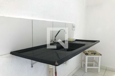 Cozinha de apartamento para alugar com 2 quartos, 45m² em Mussurunga I, Salvador