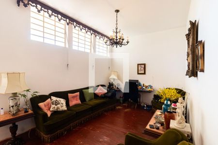 Casa à venda com 3 quartos, 260m² em Sumaré, São Paulo