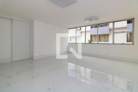 Apartamento à venda com 4 quartos, 119m² em Santa Cecilia, São Paulo