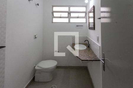 Banheiro de apartamento para alugar com 1 quarto, 32m² em Quinta da Paineira, São Paulo