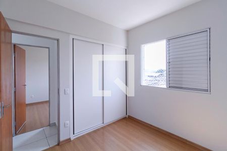 Quarto 2 de apartamento para alugar com 3 quartos, 130m² em Jaqueline, Belo Horizonte