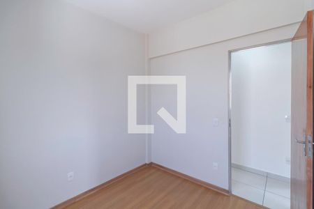 Quarto 1 de apartamento para alugar com 3 quartos, 130m² em Jaqueline, Belo Horizonte