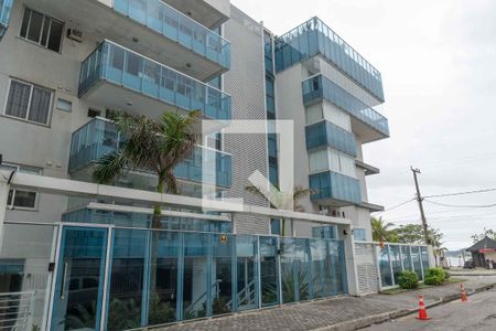 Apartamento à venda com 120m², 3 quartos e 2 vagas Apartamento à venda com 120m², 3 quartos e 2 vagasFachada