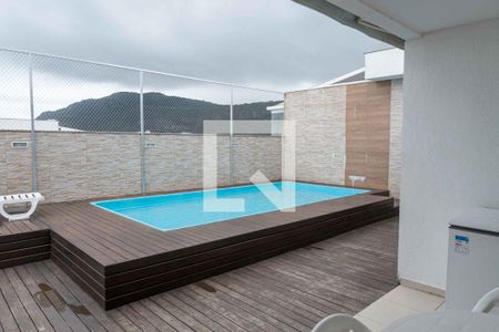 Apartamento à venda com 120m², 3 quartos e 2 vagas Apartamento à venda com 120m², 3 quartos e 2 vagasÁrea comum - Piscina