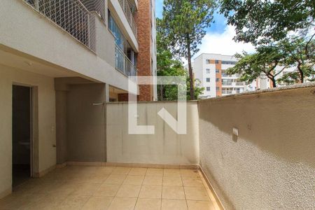 Apartamento à venda com 67m², 1 quarto e 2 vagasVaranda