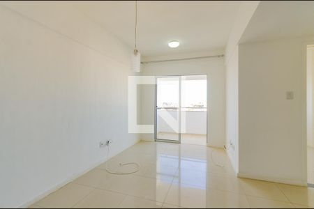 Sala de apartamento para alugar com 2 quartos, 60m² em Matatu, Salvador