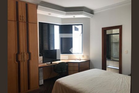 Apartamento à venda com 4 quartos, 400m² em Sagrada Família, Belo Horizonte