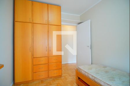 Quarto 1 de apartamento para alugar com 2 quartos, 80m² em Higienópolis, Porto Alegre