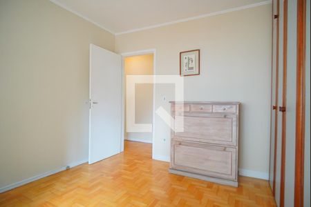 Quarto 2 de apartamento para alugar com 2 quartos, 80m² em Higienópolis, Porto Alegre