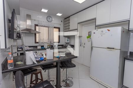 Apartamento para alugar com 120m², 3 quartos e 2 vagas Apartamento para alugar com 120m², 3 quartos e 2 vagasCozinha