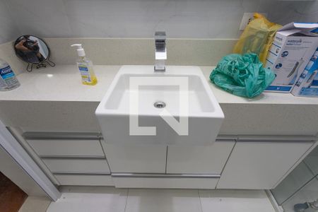 Apartamento para alugar com 120m², 3 quartos e 2 vagas Apartamento para alugar com 120m², 3 quartos e 2 vagasBanheiro da suíte