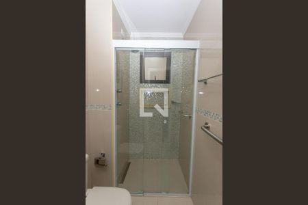 Apartamento para alugar com 120m², 3 quartos e 2 vagas Apartamento para alugar com 120m², 3 quartos e 2 vagasBanheiro social