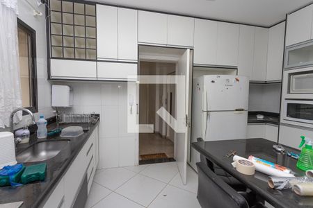 Apartamento para alugar com 120m², 3 quartos e 2 vagas Apartamento para alugar com 120m², 3 quartos e 2 vagasCozinha