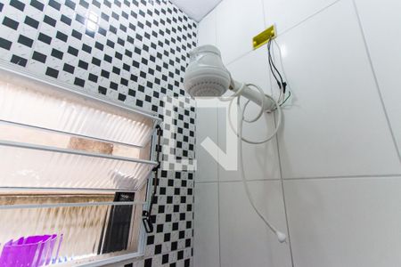Banheiro de casa para alugar com 1 quarto, 20m² em Vila Germinal, São Paulo