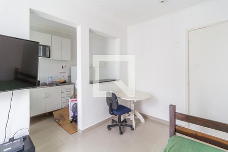 Sala de apartamento para alugar com 2 quartos, 48m² em Vila Mogilar, Mogi das Cruzes