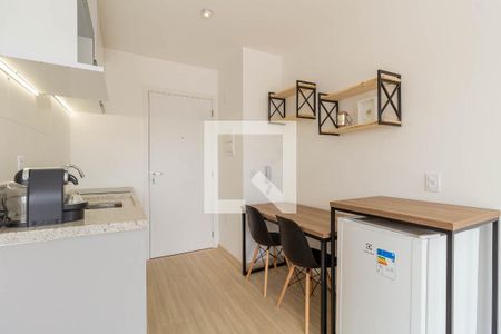 Studio - Cozinha  de kitnet/studio para alugar com 1 quarto, 26m² em Liberdade, São Paulo