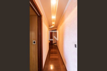 Apartamento à venda com 167m², 4 quartos e 3 vagas Apartamento à venda com 167m², 4 quartos e 3 vagasCorredor