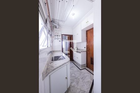 Apartamento à venda com 167m², 4 quartos e 3 vagas Apartamento à venda com 167m², 4 quartos e 3 vagasÁrea de Serviço