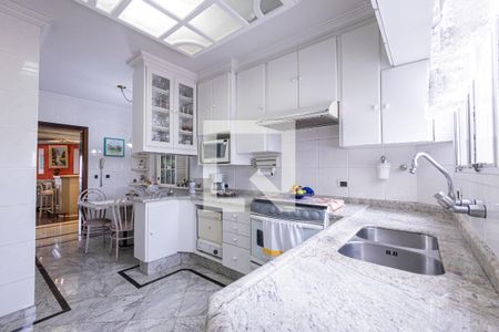 Apartamento à venda com 167m², 4 quartos e 3 vagas Apartamento à venda com 167m², 4 quartos e 3 vagasCozinha