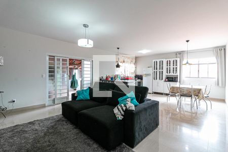 Casa 1 - Sala de casa à venda com 7 quartos, 265m² em Cidade Patriarca, São Paulo