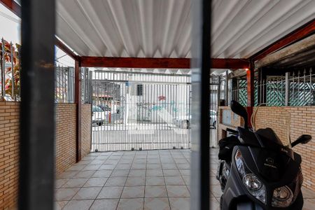 Vista de casa à venda com 3 quartos, 147m² em Vila Nova Carolina, São Paulo