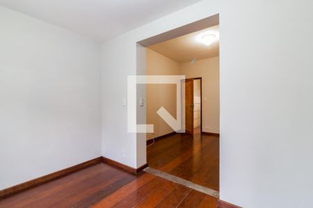 Quarto 1 de casa para alugar com 2 quartos, 110m² em Vila Olímpia, São Paulo