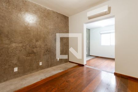 Quarto 1 de casa para alugar com 2 quartos, 110m² em Vila Olímpia, São Paulo