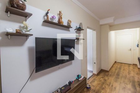 Sala de TV de apartamento à venda com 3 quartos, 74m² em Jardim Tupanci, Barueri