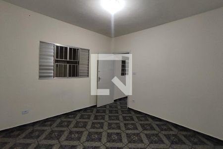 Quarto de casa para alugar com 1 quarto, 70m² em Parque Císper, São Paulo