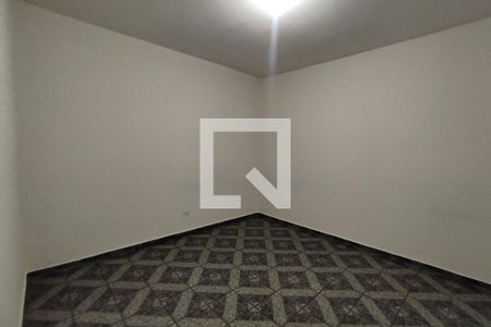 Quarto de casa para alugar com 1 quarto, 70m² em Parque Císper, São Paulo
