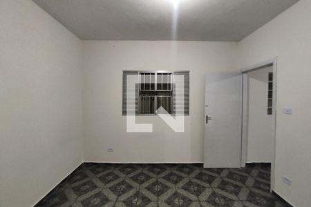 Quarto de casa para alugar com 1 quarto, 70m² em Parque Císper, São Paulo