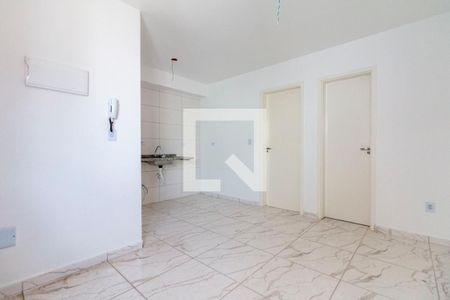 Sala de apartamento para alugar com 1 quarto, 38m² em Vila Nova Curuca, São Paulo