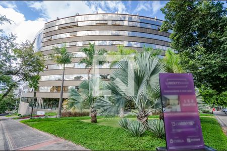 Studio para alugar com 78m², 1 quarto e 1 vaga Studio para alugar com 78m², 1 quarto e 1 vagaFachada