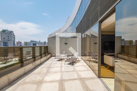 Studio para alugar com 78m², 1 quarto e 1 vaga Studio para alugar com 78m², 1 quarto e 1 vagaVaranda