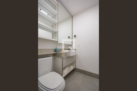 Studio para alugar com 78m², 1 quarto e 1 vaga Studio para alugar com 78m², 1 quarto e 1 vagaBanheiro