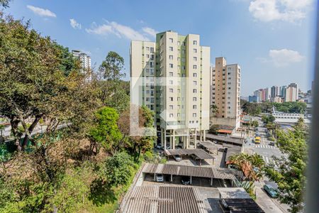 Vista Quarto 1 de apartamento para alugar com 2 quartos, 62m² em Vila Albertina, São Paulo