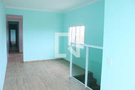 Sala de casa para alugar com 2 quartos, 83m² em Vila Jockei Clube, São Vicente