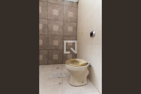 Banheiro da Suíte de casa para alugar com 1 quarto, 60m² em Parada Inglesa, São Paulo