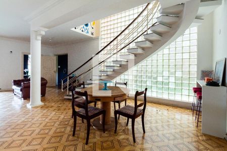 Sala de casa à venda com 5 quartos, 550m² em Sumaré, São Paulo