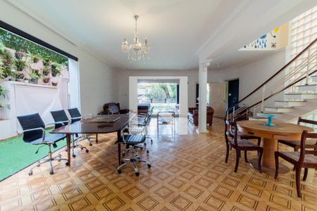 Sala de casa à venda com 5 quartos, 550m² em Sumaré, São Paulo