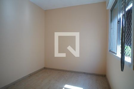 Quarto 1 de apartamento para alugar com 2 quartos, 48m² em Petrópolis, Porto Alegre