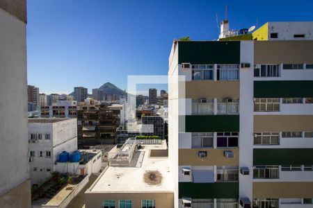 Vista da sala  de apartamento à venda com 3 quartos, 150m² em Leblon, Rio de Janeiro