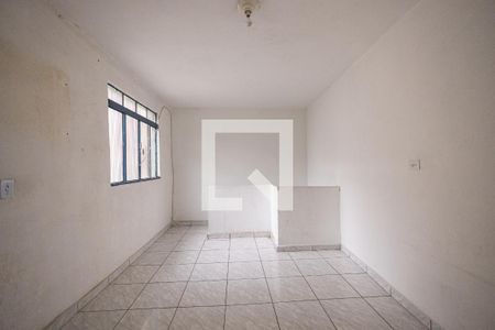 Quarto de casa para alugar com 1 quarto, 60m² em Penha de França, São Paulo