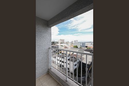 Varanda de apartamento para alugar com 2 quartos, 43m² em Vila Itapegica, Guarulhos